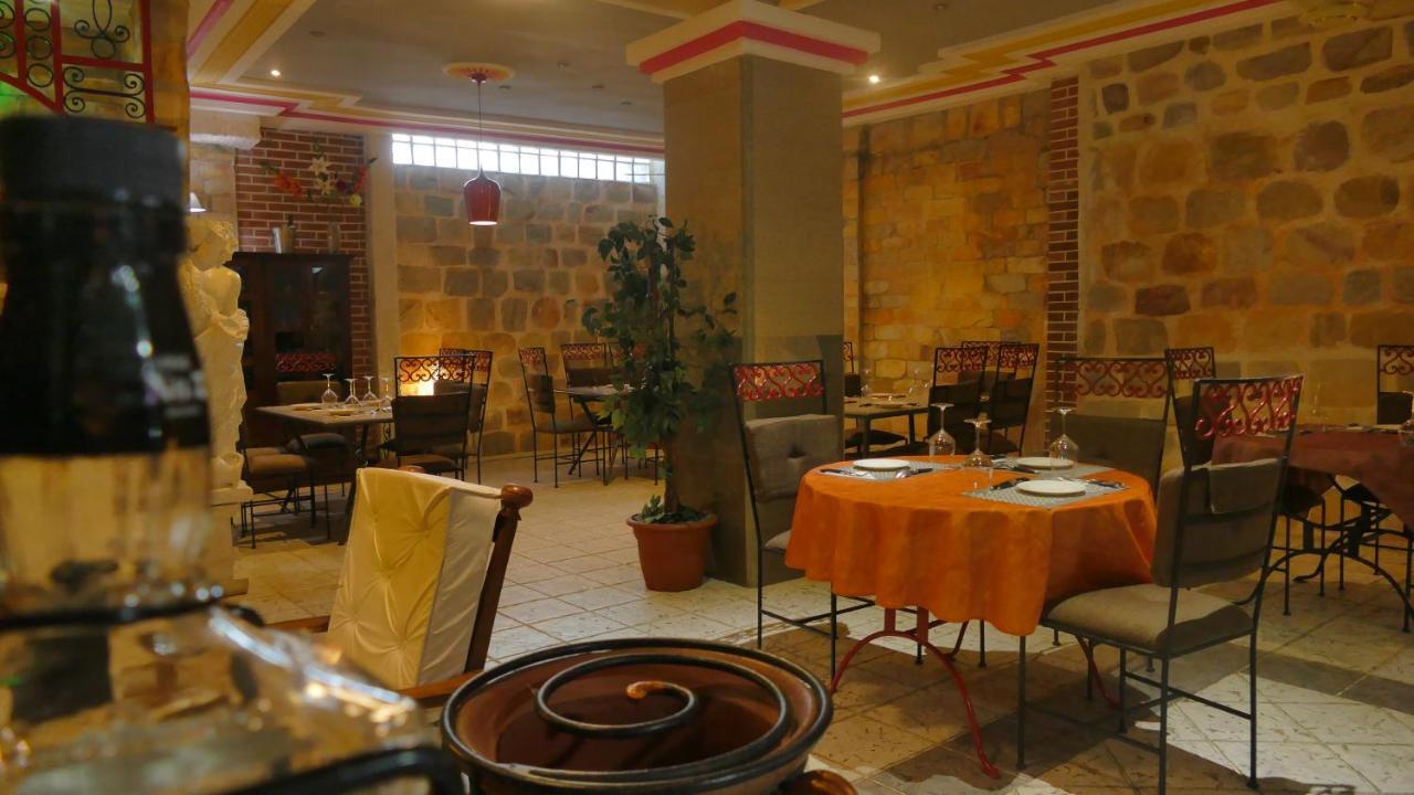 Residence Hoteliere Oceane Ломе Екстериор снимка