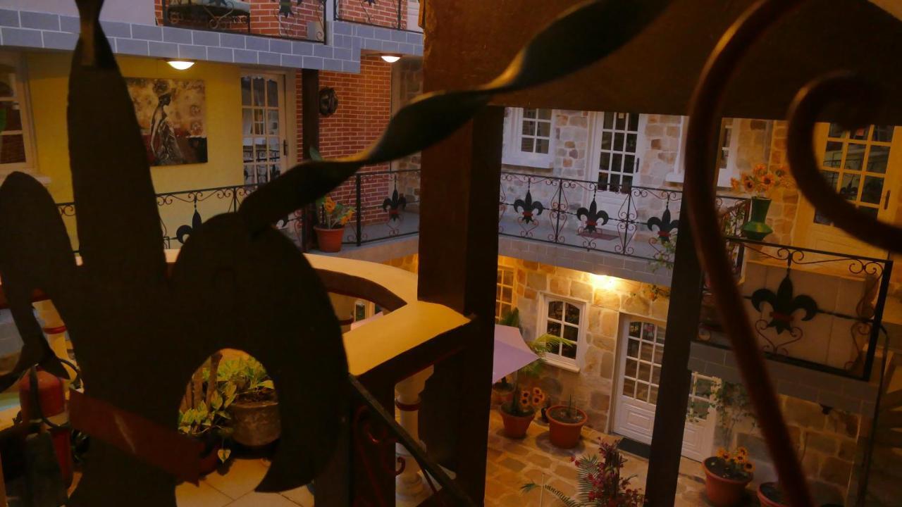 Residence Hoteliere Oceane Ломе Екстериор снимка
